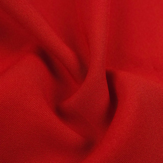Burlington Solid 280 Red - Maison Klem